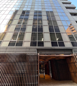 〈大阪本社〉